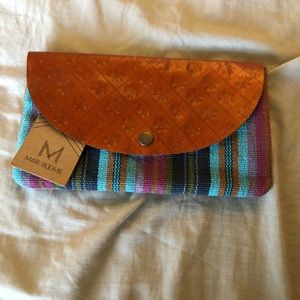 Hand bag